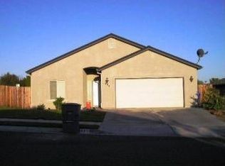 490 Springtime Ln, Red Bluff, CA 96080