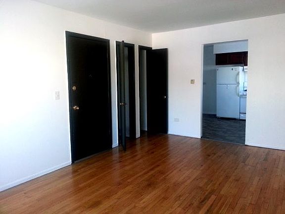 3rd image of 112 N 12th Ave APT 6