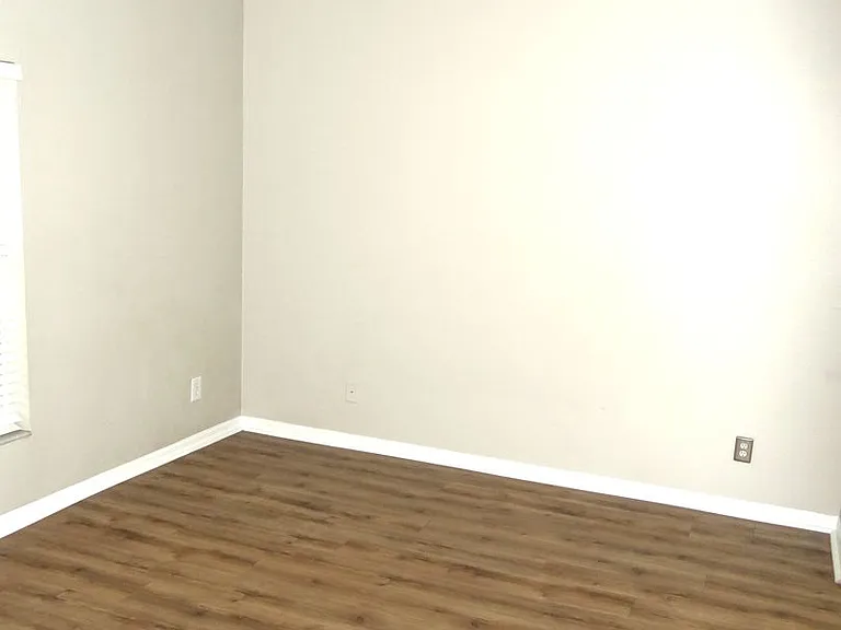 7513 S Mascotte St — Photo 6