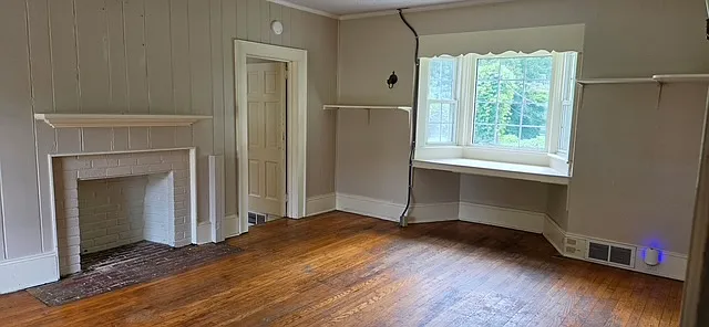236 Charlotte Rd — Photo 3