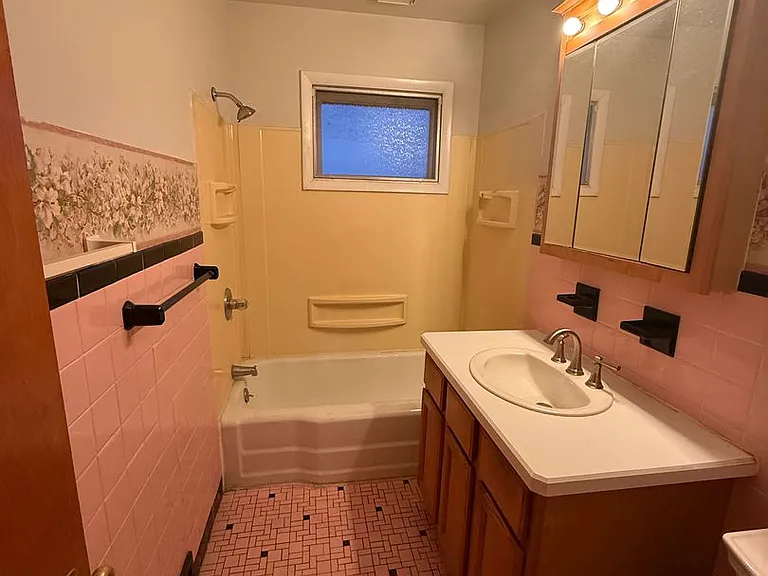 1905 Braeburn Park Dr — Photo 4