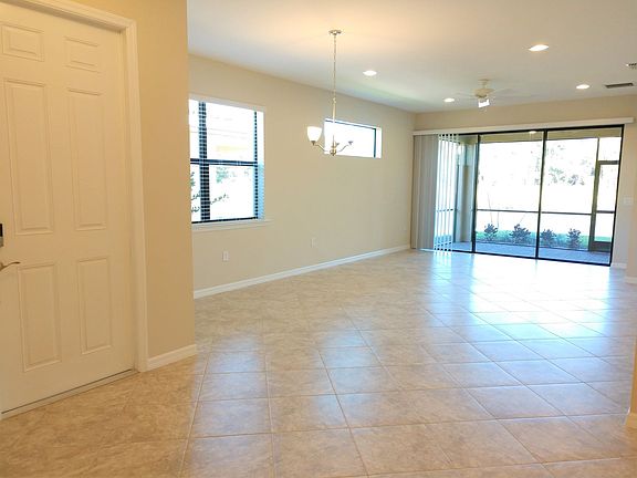 5th image of 20930 Fetterbush Pl