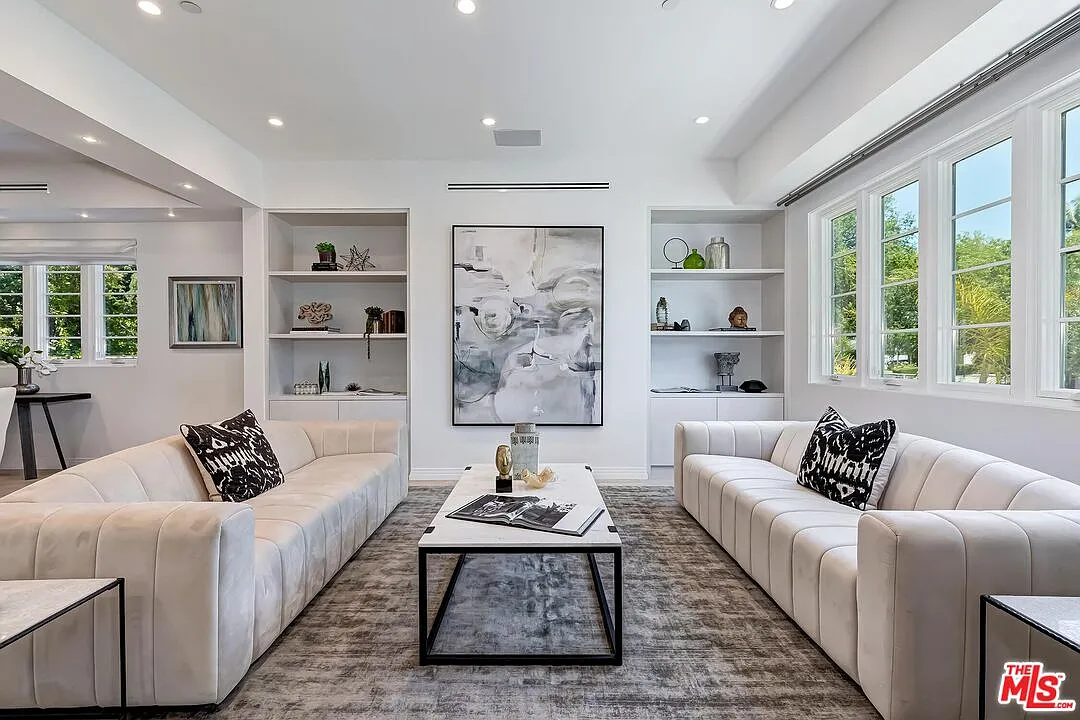 5 bed, 6.0 bath, 4350 sqft, $22,500 — Photo 4