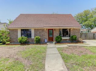 201 Amethyst Ln, Lafayette, LA 70506