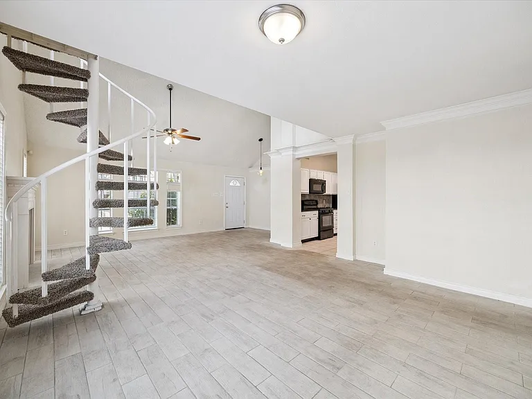 5715 S Magazine Cir — Photo 11