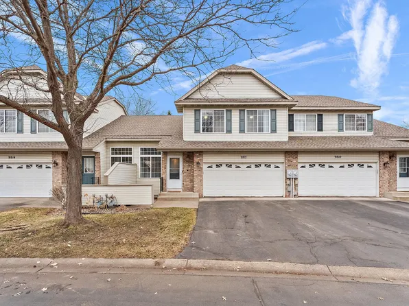9812 Hamlet Ln S, Cottage Grove, MN 55016