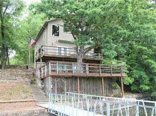 98 Catamaran Dr, Sunrise Beach, MO 65079