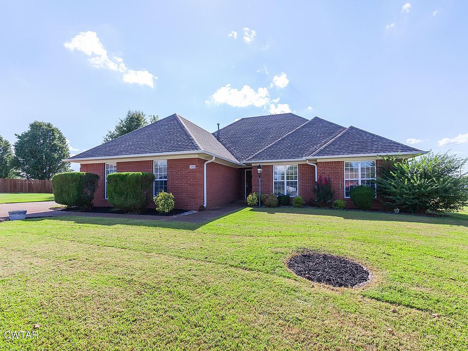 1st image of 134 Chestnut Cv