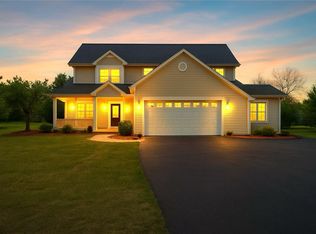 7 Homestead Vw, Rochester, NY 14624