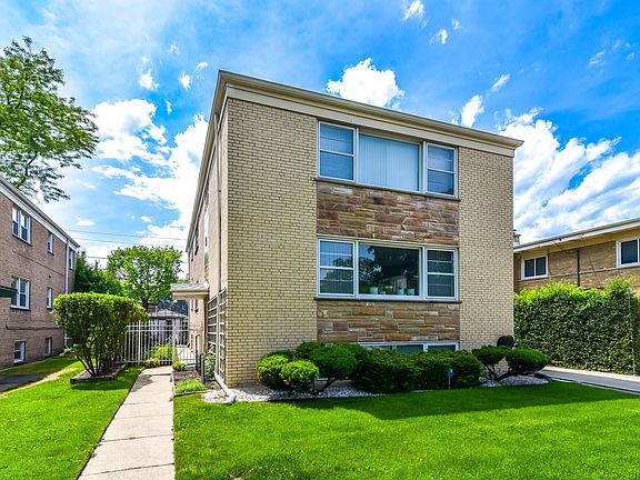 2nd image of 6538 N Spaulding Ave