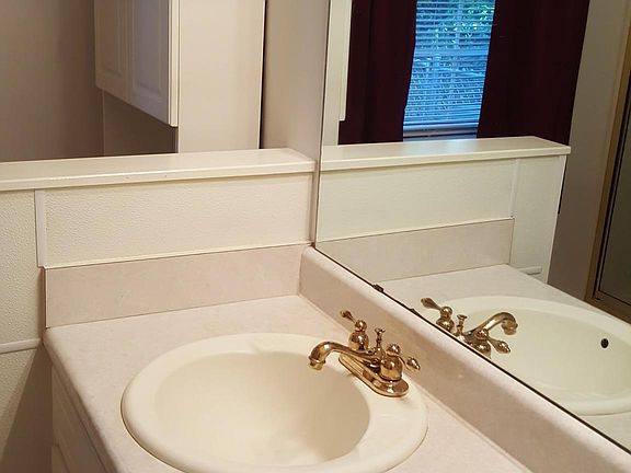 5th image of 1195 Golden Valley Ct