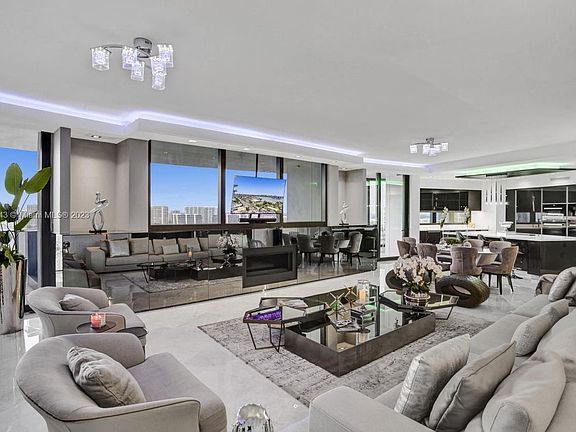 5th image of 18555 Collins Ave APT 2203
