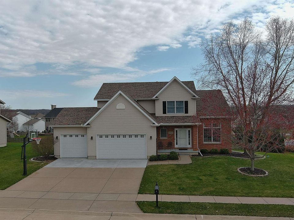 1st image of 1038 Bluff Ln