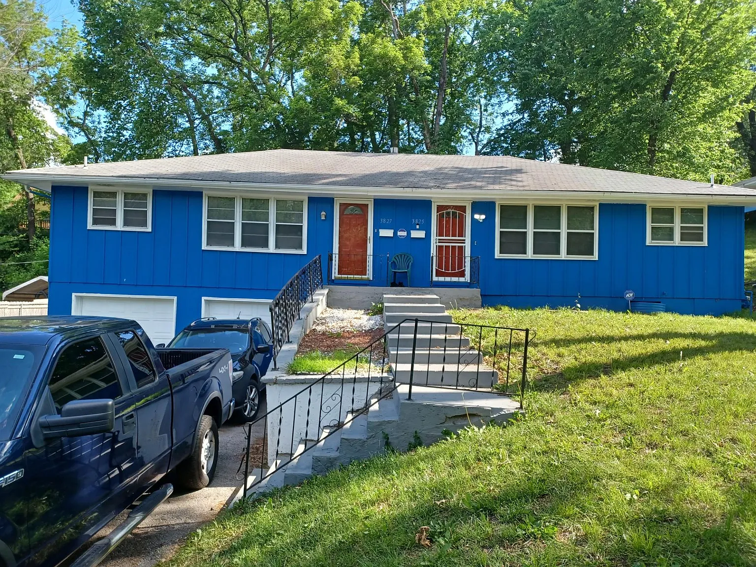 3 bed, $950 — Photo 1