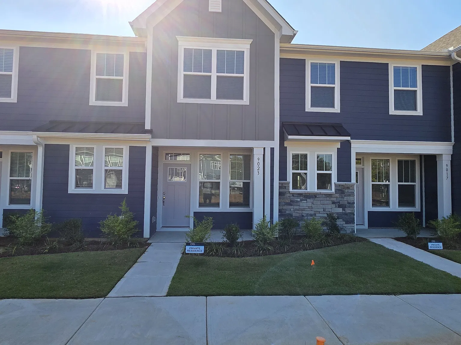 3 bed, 2.5 bath, 1586 sqft, $1,975 — Photo 3