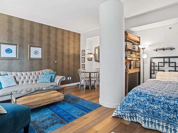 2nd image of 325 Lexington Ave APT 3B