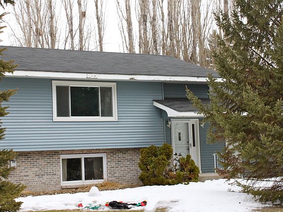 4th image of 841 4th St S