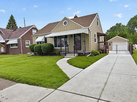 4th image of 2262 Westmonte Rd