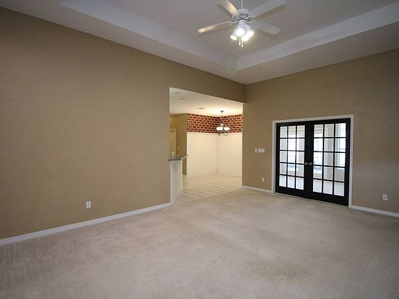 3rd image of 2450 Bowling Green Way