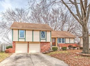 7821 N Euclid Ave, Gladstone, MO 64118