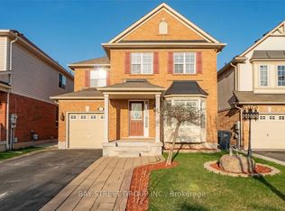4 Decker Hollow Cir, Brampton, ON L6X 0L1