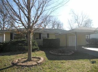 1508 E Broadmoor St, Springfield, MO 65804