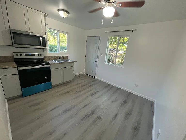 98-227 Kaluamoi Pl — Photo 2