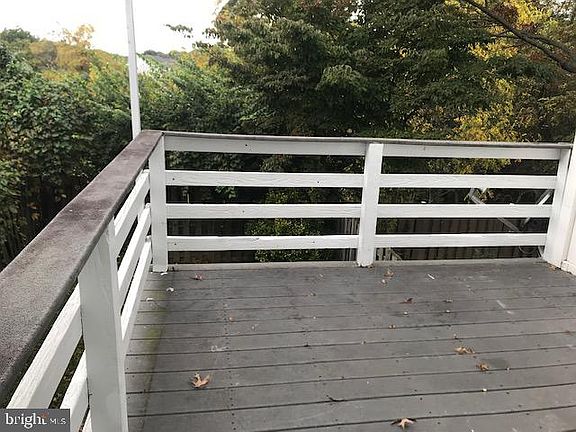 4th image of 259 Waterford Ln