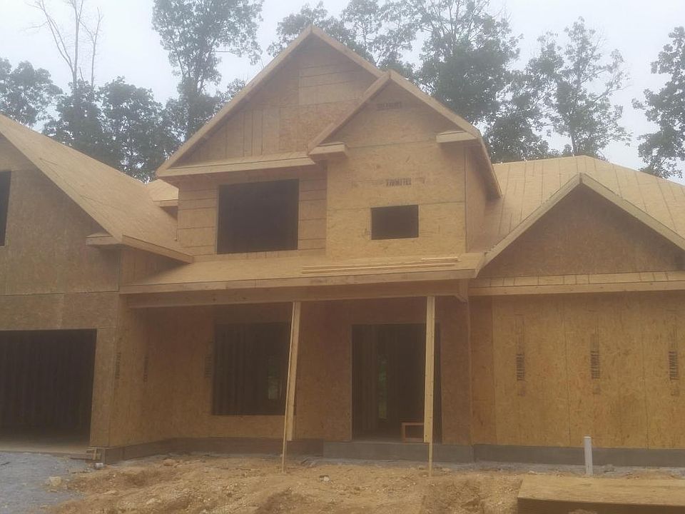 1st image of 4462 Wellesley Dr #102