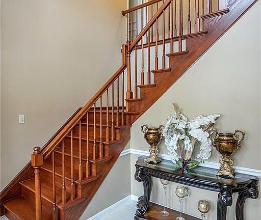 2nd image of 23943 Stonehedge Dr