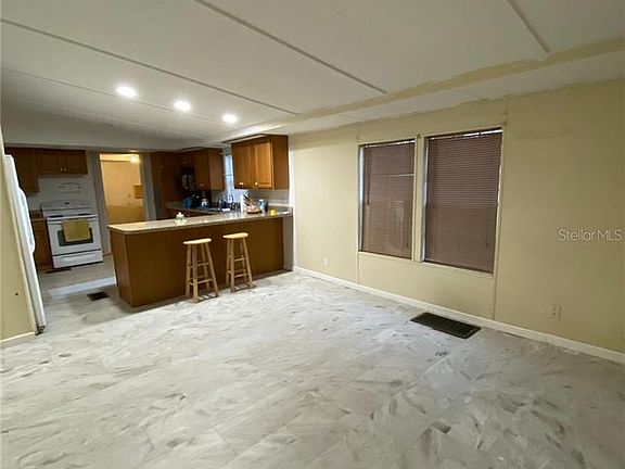 5th image of 756 Saddlewood Blvd