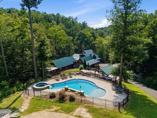 3560 Tyree Springs Rd, Hendersonville, TN 37075