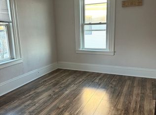 11 Foster St, Everett, MA 02149