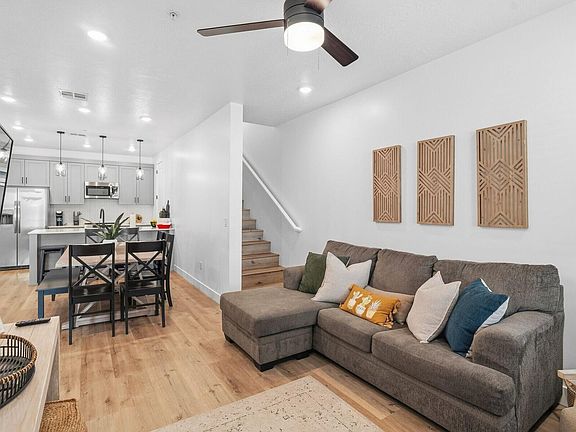 5th image of 710 W Akoya Pearl St #85