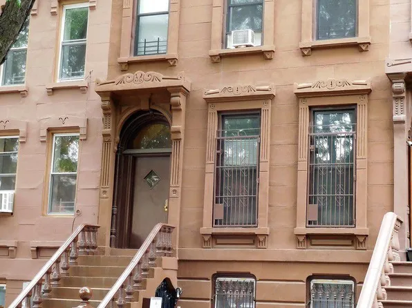 239 Madison St APT 2, Brooklyn, NY 11216