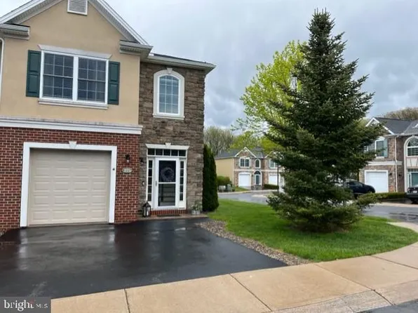 275 Wiltree Ct, State College, PA 16801