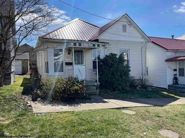 1233 N 15th St, Clarksburg, WV 26301