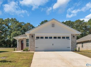 19781 Redhawk Dr, Athens, AL 35611