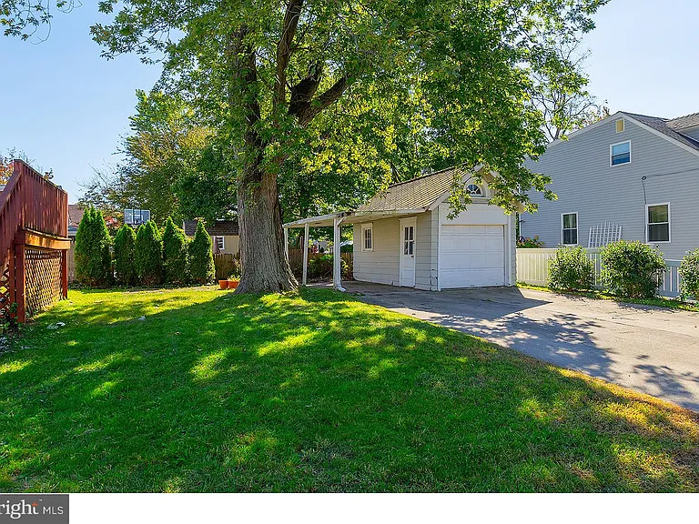 674 Johnson Ave #B — Photo 12