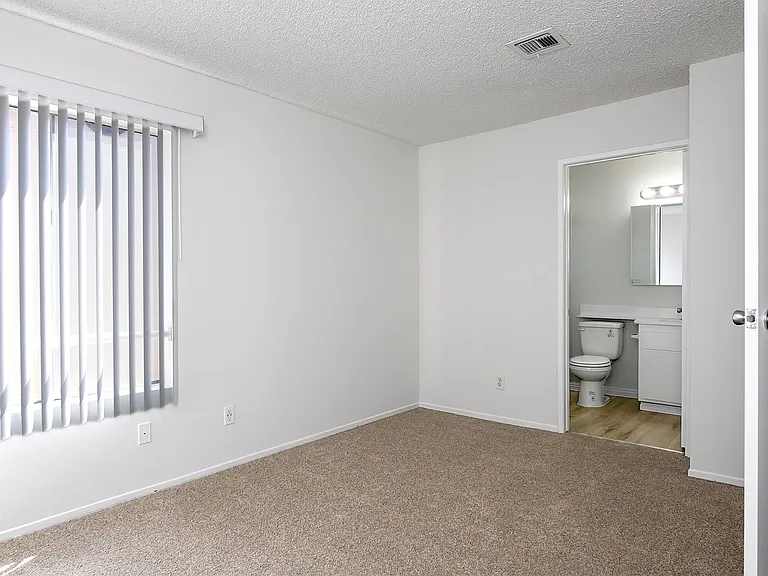 1349 Elm Ave #51 — Photo 10