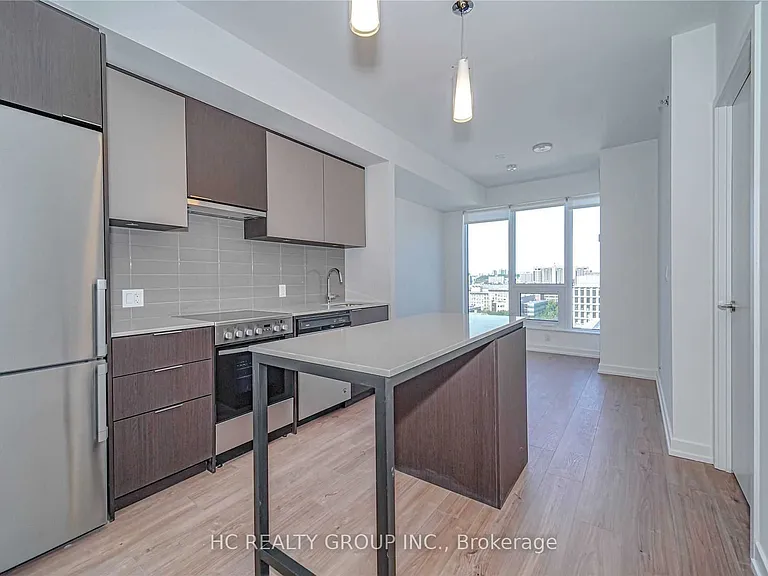 203 College St #1505 — Photo 13