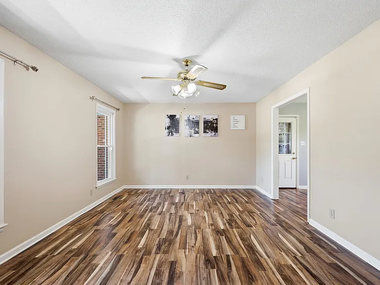 5914 Ormskirk Dr — Photo 16