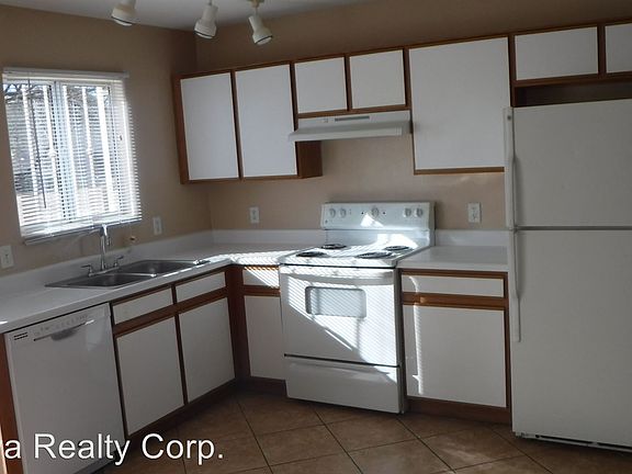 2nd image of 7018 S Placita Montesol