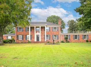 400 Louviers Ln, Old Hickory, TN 37138