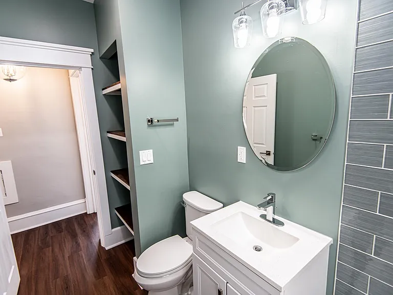 1028 E Pearson St — Photo 7