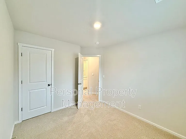 10616 NE 120th Pl — Photo 7