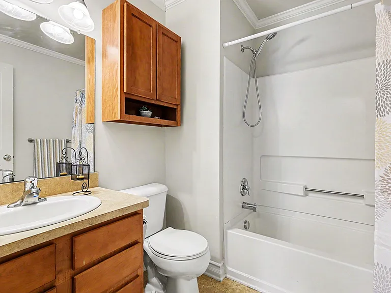 4324 Hampton Ridge Blvd — Photo 21
