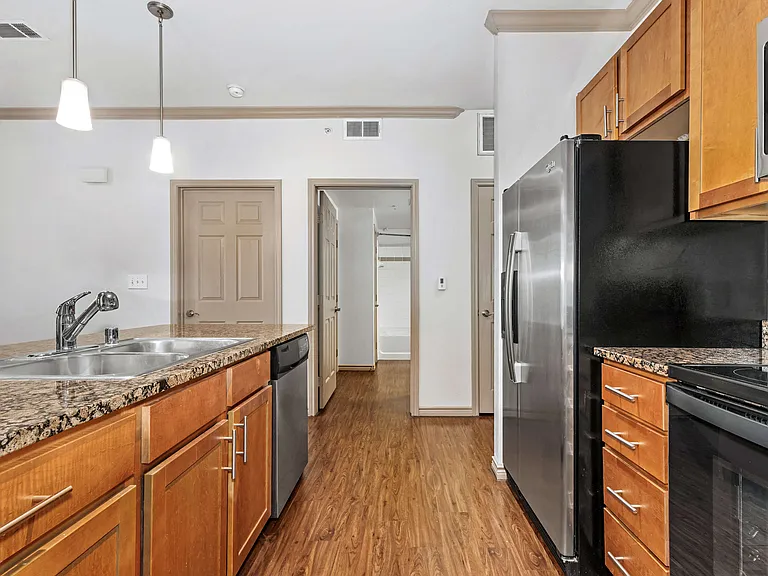 Trinity Bell Gardens Apartments — Photo 29