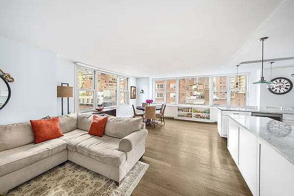 Sold by Stribling | media 2
