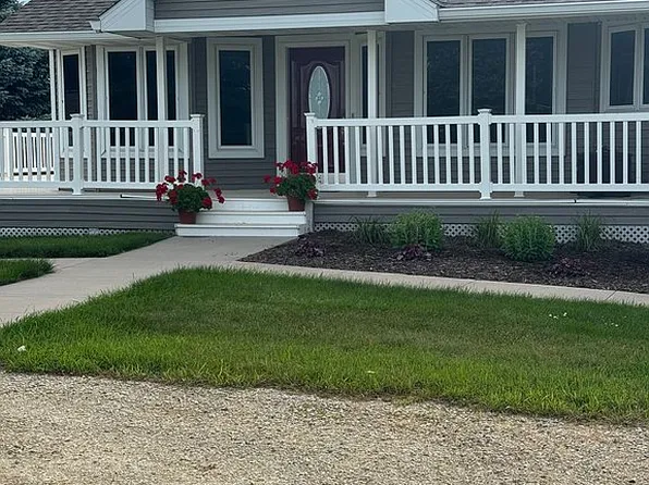 56553 County Road 86, Plainview, MN 55964